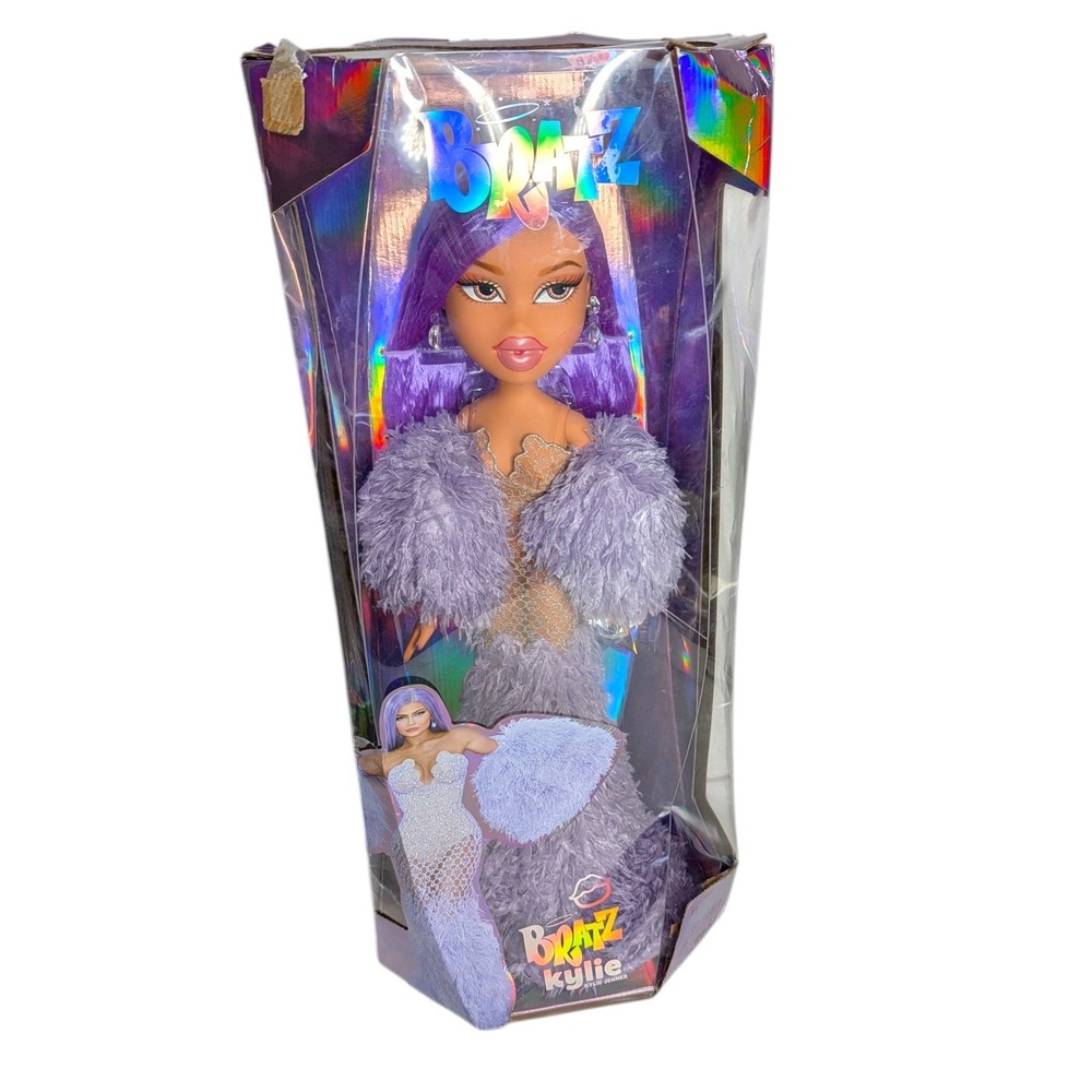 Bratz x Kylie‎ Jenner Day to Night Fashion Doll Purple Hair Met Gala Gown New